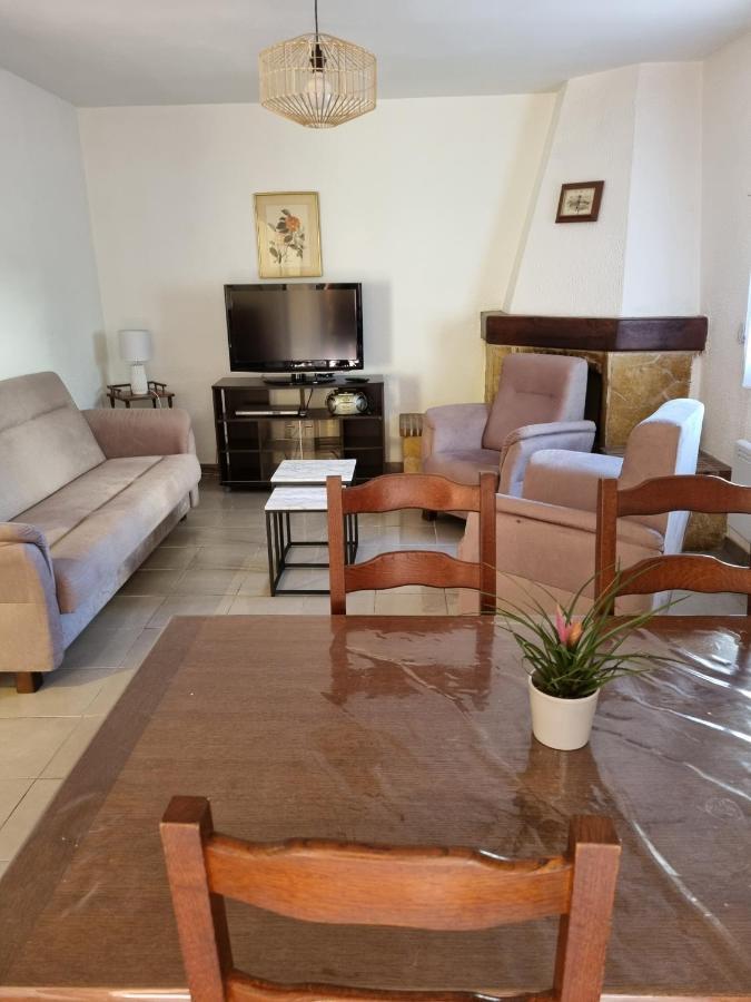 Location Vacances T4 Bas De Villa ツーロン エクステリア 写真
